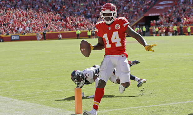 Kansas City Chiefs wide receiver Sammy Watkins (14) scores a touchdown in front of Denver Broncos s...