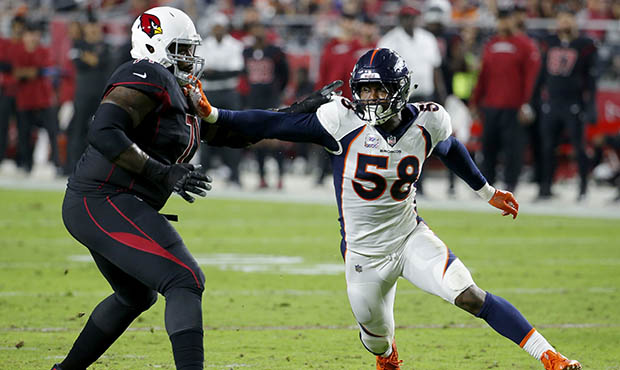 Denver Broncos linebacker Von Miller (58) blocks against Arizona Cardinals offensive tackle Andre S...