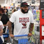 Arizona Cardinals’ Antoine Bethea looks ready to shop during Patrick Peterson’s “Shop with a Jock” event on December 17, 2018, in Tempe, Ariz. (Tyler Drake/Arizona Sports)