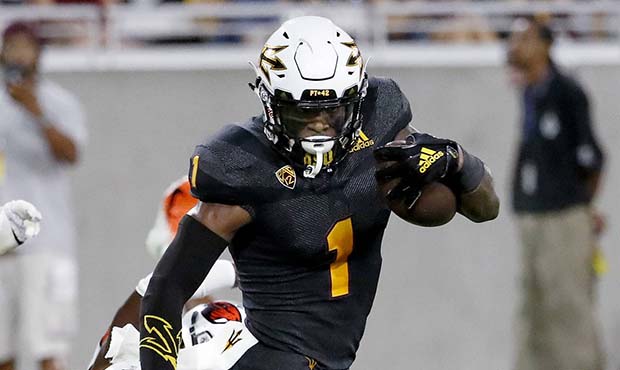 Arizona State wide receiver N'Keal Harry (1) tries to get away from Oregon State safety Jeffrey Man...