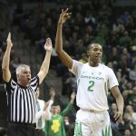 Oregon's Louis King, right, celebrates a 3-point shot against Arizona during the first half of an NCAA college basketball game Saturday, March 2, 2019, in Eugene, Ore. (AP Photo/Chris Pietsch)