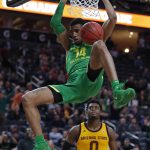 Oregon's Kenny Wooten dunks against Arizona State during overtime of an NCAA college basketball game in the semifinals of the Pac-12 men's tournament Friday, March 15, 2019, in Las Vegas. (AP Photo/John Locher)