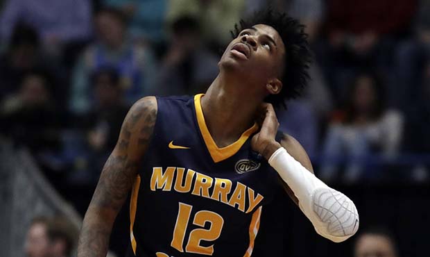 Murray State's Ja Morant (12) looks up at the scoreboard during the first half of a second round me...