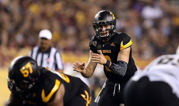 Quarterback Mike Bercovici #2 of the Arizona State Sun Devils waits for the snap during the second ...