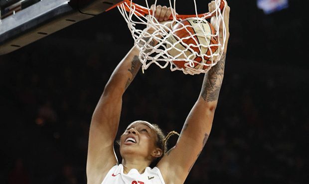 Griner Becomes First Player With A Multi Dunk Wnba All Star Game