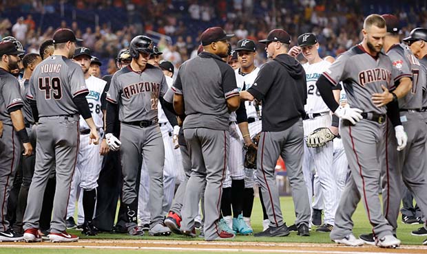 Benches clear between D-backs and Marlins following Walker's 2nd HBP
