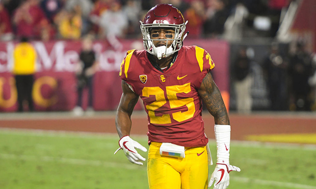 LOS ANGELES, CA - NOVEMBER 04: USC (25) Jack Jones (CB) looks on during a college football game bet...