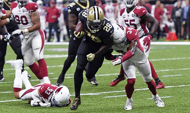 New Orleans Saints running back Latavius Murray (28) carries for a touchdown against Arizona Cardin...