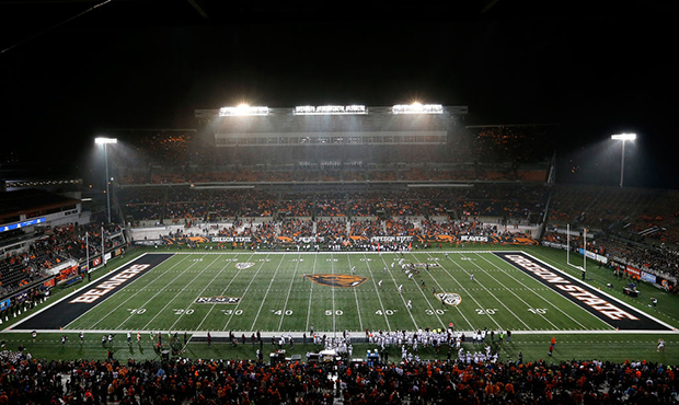 A general view  the satdium during the game between the Minnesota Golden Gophers and the Oregon Sta...