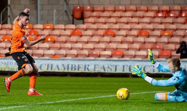 Dundee Utd’s Sam Stanton scores to make it 3-0 during the Ladbrokes Championship match betwe...