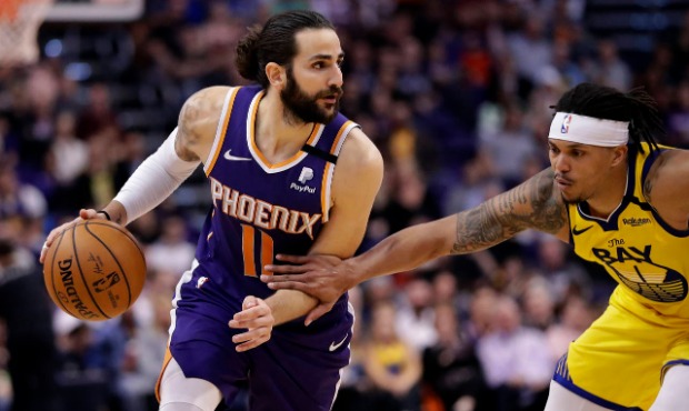 Phoenix Suns guard Ricky Rubio (11) drives as Golden State Warriors guard Damion Lee (1) defends du...
