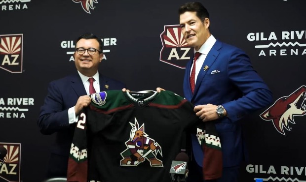 Coyotes president and CEO Xavier Gutierrez introduces new GM Bill Armstrong on Tuesday, Sept. 22, 2...