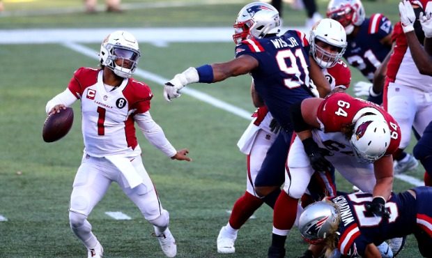 Kyler Murray #1 of the Arizona Cardinals scrambles against the New England Patriots during the seco...