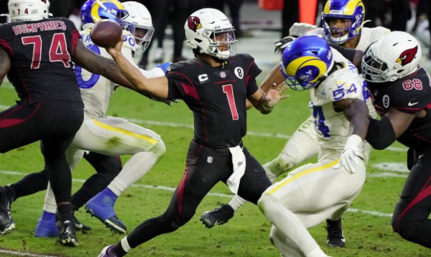 Arizona Cardinals quarterback Kyler Murray (1) throws against the Los Angeles Rams during the secon...