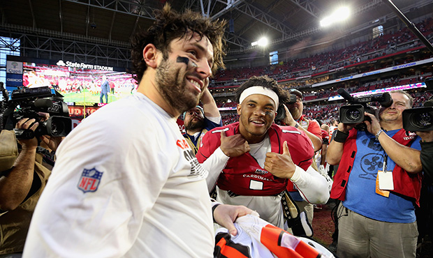 Quarterbacks Baker Mayfield #6 of the Cleveland Browns and Kyler Murray #1 of the Arizona Cardinals...