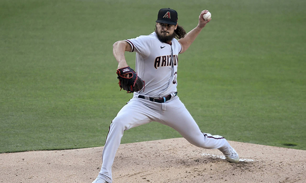 Arizona Diamondbacks starting pitcher Caleb Smith delivers during the first inning of the team's ba...