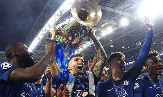 Christian Pulisic becomes 1st American male to play in, win UCL Final