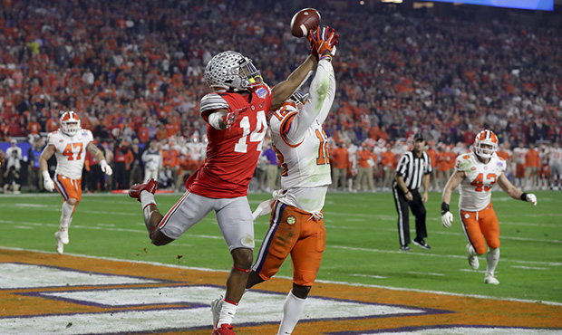 Ohio State cornerback Sevyn Banks, right, breaks up a pass intended for Ohio State wide receiver K....