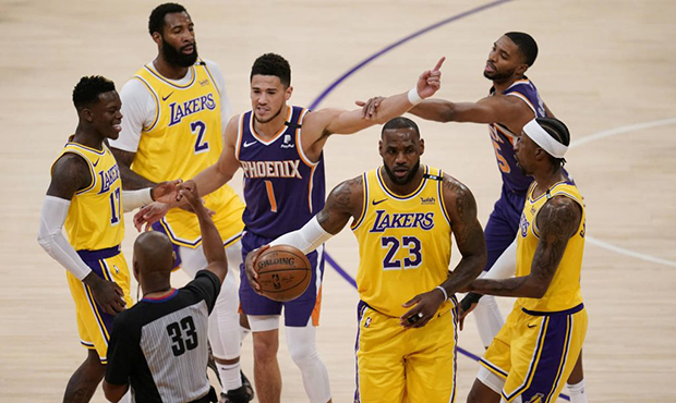 Suns spiral in Game 3 as LeBron James' return to form leads Lakers