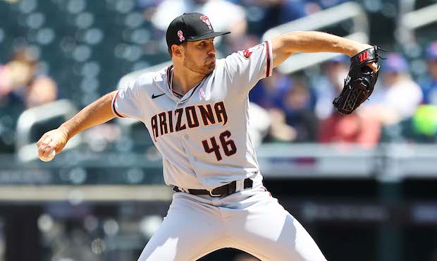Riley Smith #46 of the Arizona Diamondbacks pitches in the first inning against the New York Mets a...