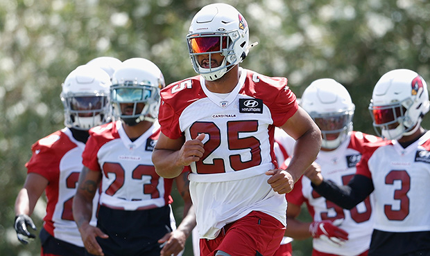 Linebacker Zaven Collins #25 of the Arizona Cardinals participates in an off-season workout at Dign...