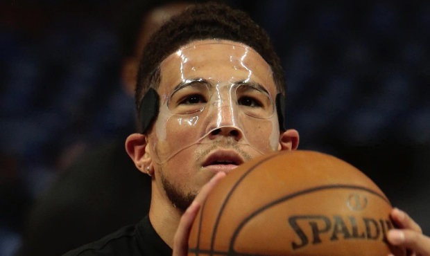 Suns' Devin Booker mask to protect broken nose in Game 3 of WCF