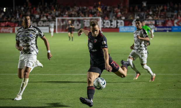Phoenix Rising FC's Santi Moar (#7) takes a left-footed shot against Oakland Roots SC at Wild Horse...