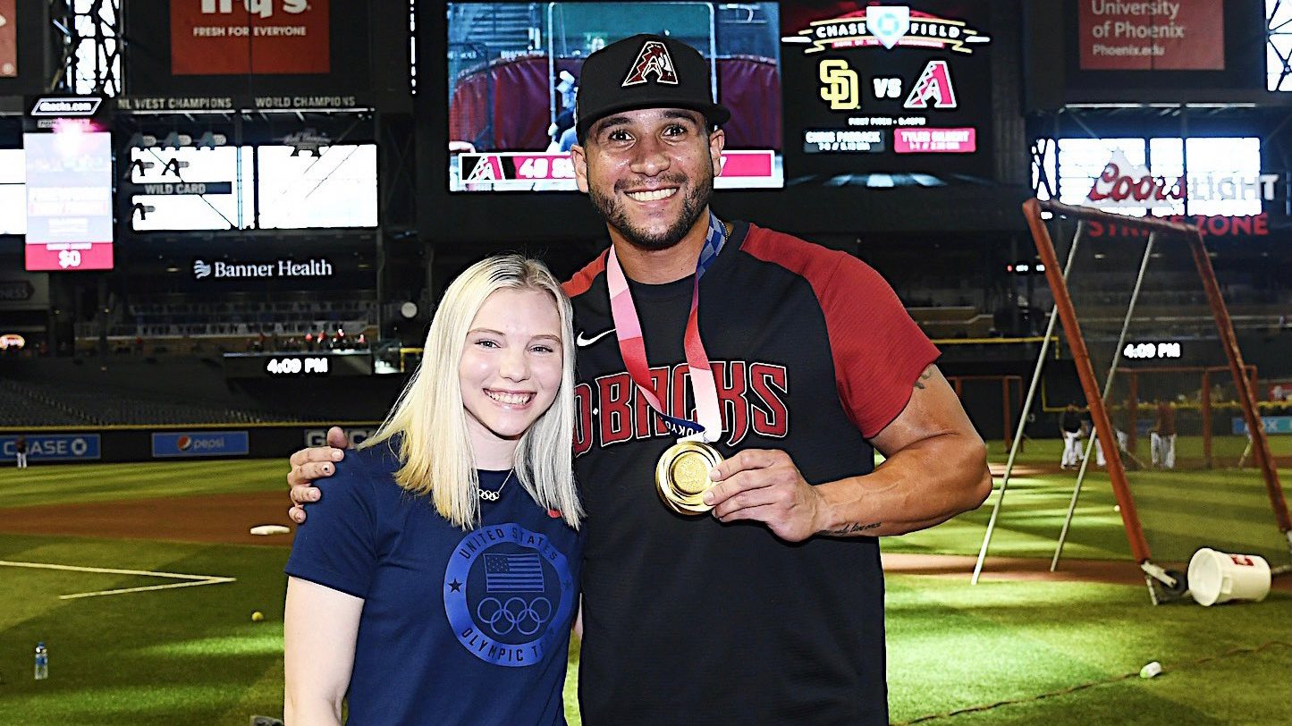 (Picture courtesy of D-backs Twitter)...