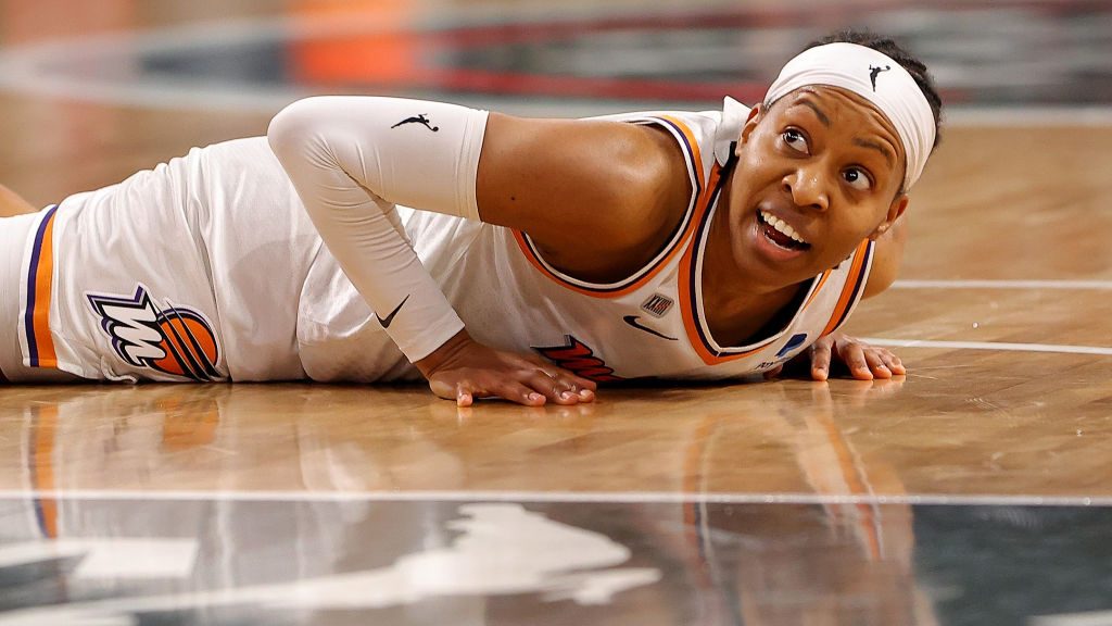 Shey Peddy #5 of the Phoenix Mercury.  (Photo by Kevin C. Cox/Getty Images)...