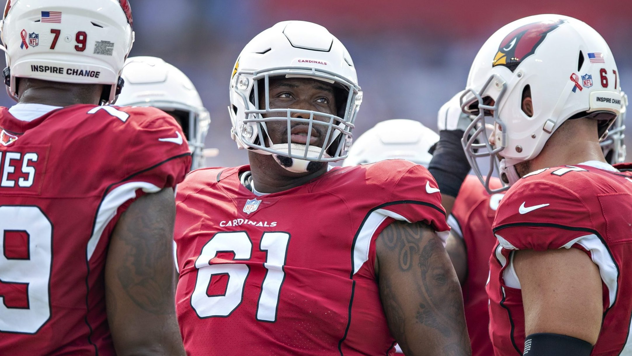Rodney Hudson #61 of the Arizona Cardinals in the huddle during the game against the Tennessee Tita...
