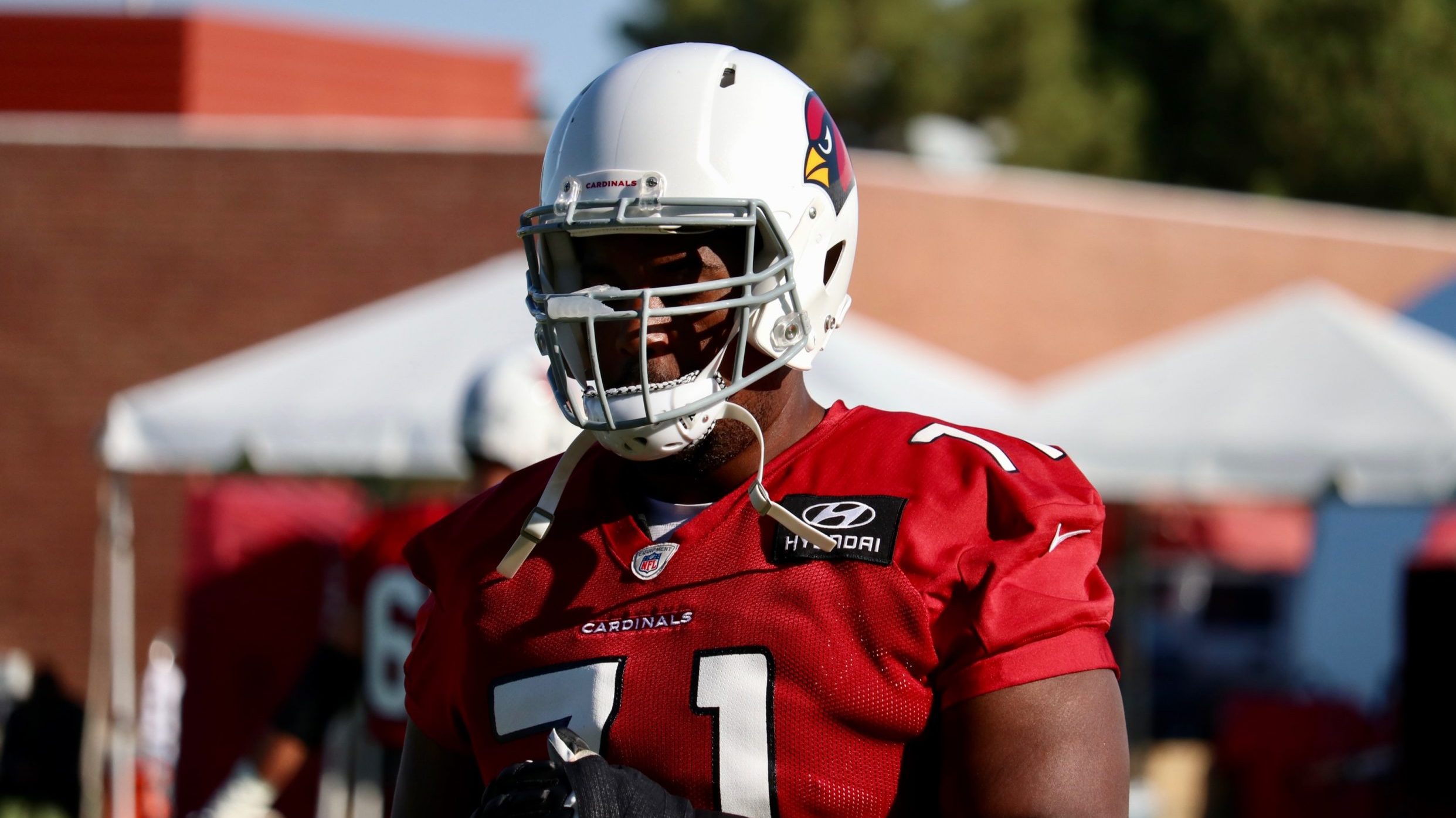 Cardinals OL Justin Murray warms up ahead of practice Friday, Oct. 1, 2021, in Tempe. (Tyler Drake/...