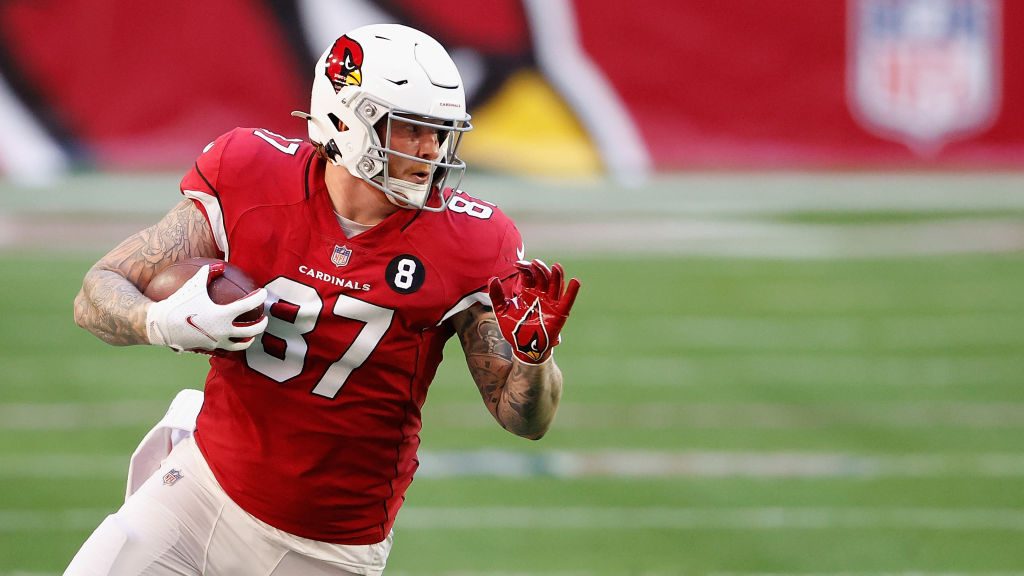Tight end Maxx Williams #87 of the Arizona Cardinals runs with the football after a reception again...