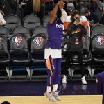 Suns point guard Chris Paul warming up 11/17/21 (Arizona Sports: Jeremy Schnell)