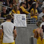 Fan holding a sign that reads "Free Simone" referring to former Sun Devil defensive back Jordan Simone 11/6/21 (Arizona Sports: Jeremy Schnell)