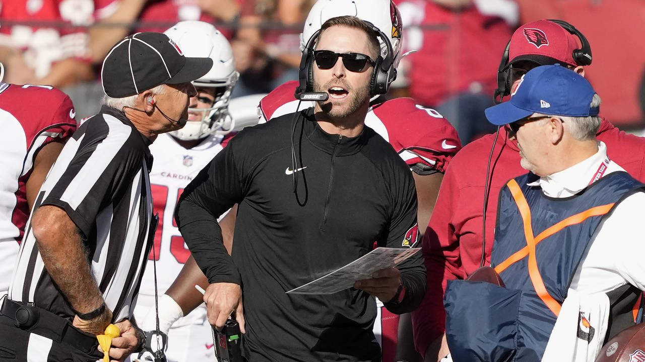 Arizona Cardinals head coach Kliff Kingsbury watches from the sideline during the first half of his...