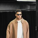 Suns Guard Devin Booker walking into the arena 11/30/21 (Arizona Sports/Jeremy Schnell)