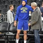 Warriors Guard Steph Curry talking pregame 11/30/21 (Arizona Sports/Jeremy Schnell)