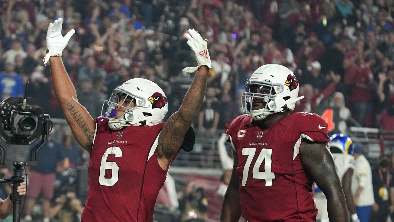 Arizona Cardinals running back James Conner (6) celebrates his touchdown against the Los Angeles Ra...