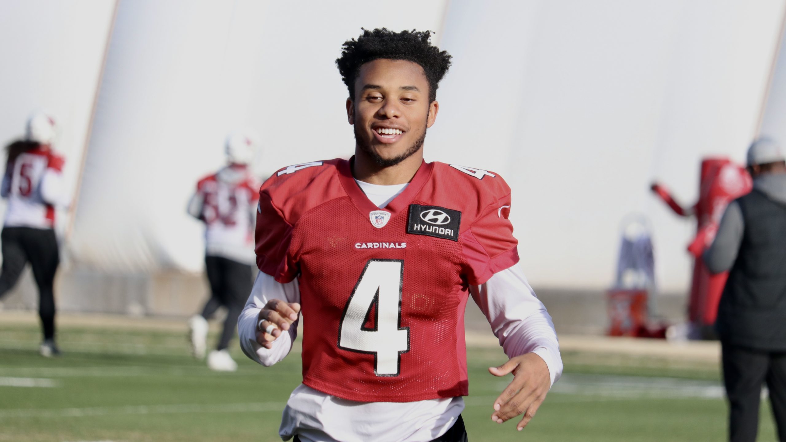 Arizona Cardinals WR Rondale Moore warms up ahead of practice Thursday, Jan. 13, 2022, in Tempe. (T...