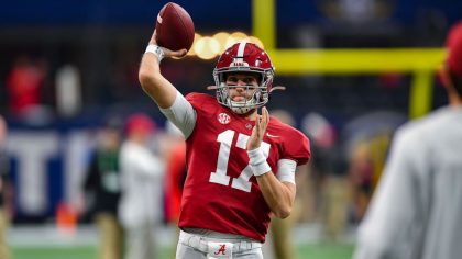 Alabama quarterback Paul Tyson (17) warms up prior to the start of the SEC Championship college foo...