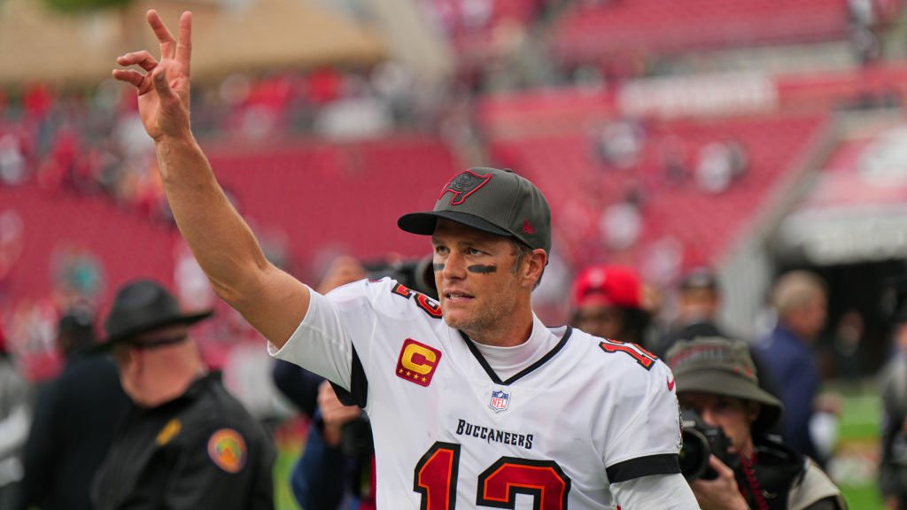 Tampa Bay Buccaneers quarterback Tom Brady (12) waves to the crowd during the game between the Phil...