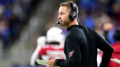Head coach Kliff Kingsbury of the Arizona Cardinals looks on from the side line in the second quart...