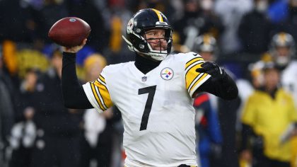 Ben Roethlisberger #7 of the Pittsburgh Steelers throws the ball in overtime during the game agains...