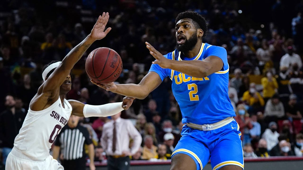 ASU upsets No. 3 UCLA in 3OT for 1st ranked win of season