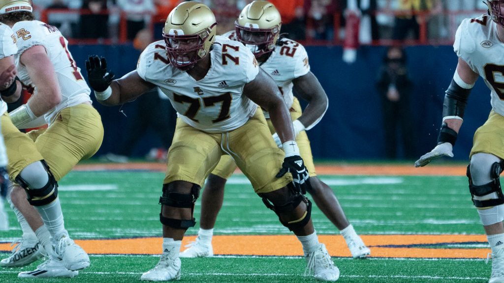 Boston College Eagles Offensive Lineman Zion Johnson (77) looks to block during the second half of ...