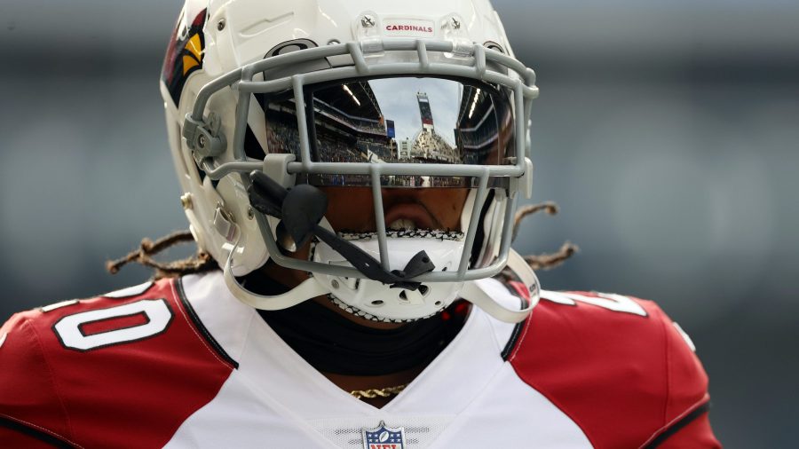 Cardinals' Wilson pokes fun at cleat toss with Will Smith ...