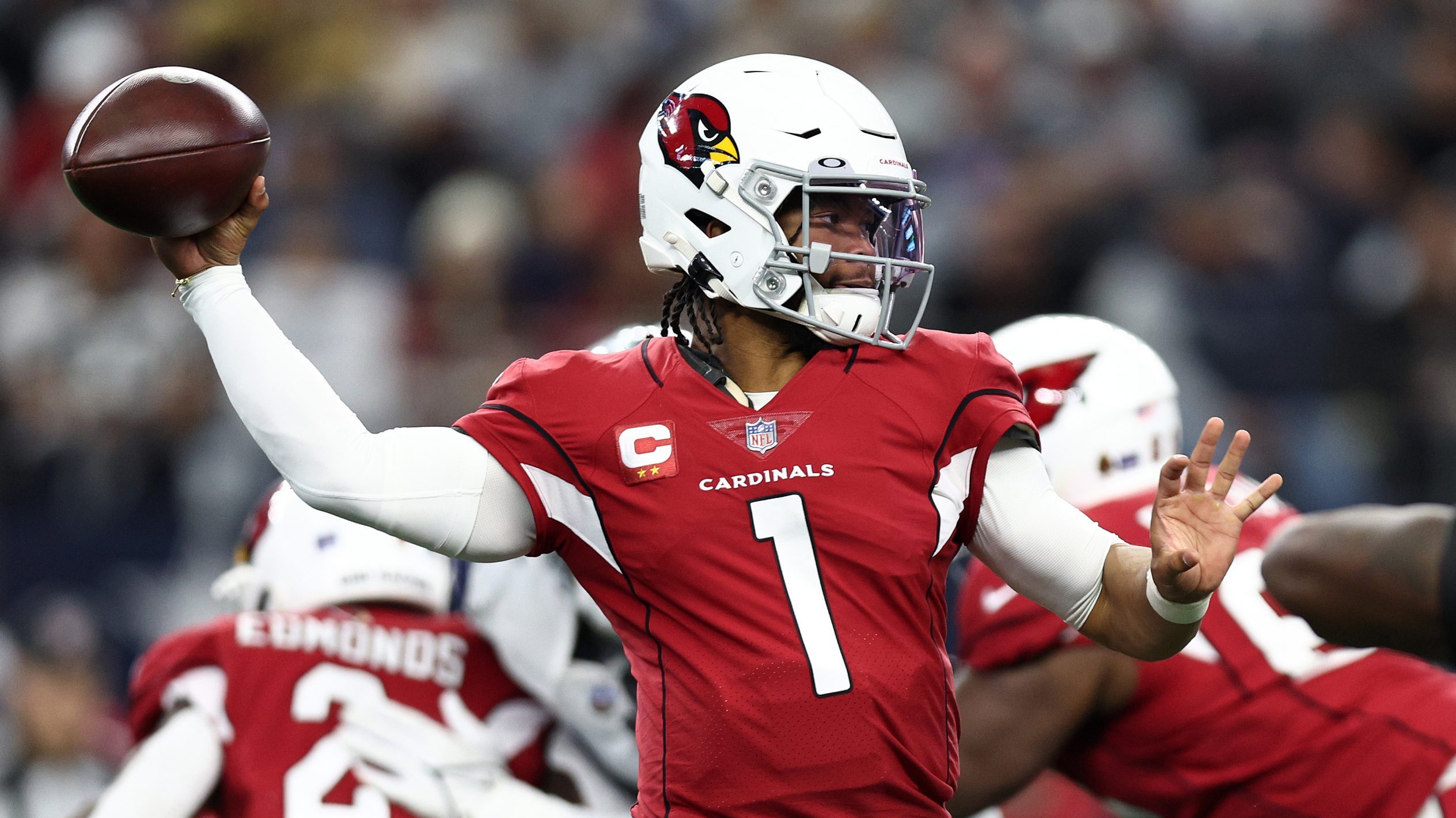 Kyler Murray #1 of the Arizona Cardinals throws the ball during the third quarter against the Dalla...
