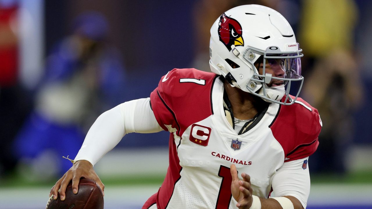 Kyler Murray #1 of the Arizona Cardinals runs with the ball in the first quarter of the game agains...