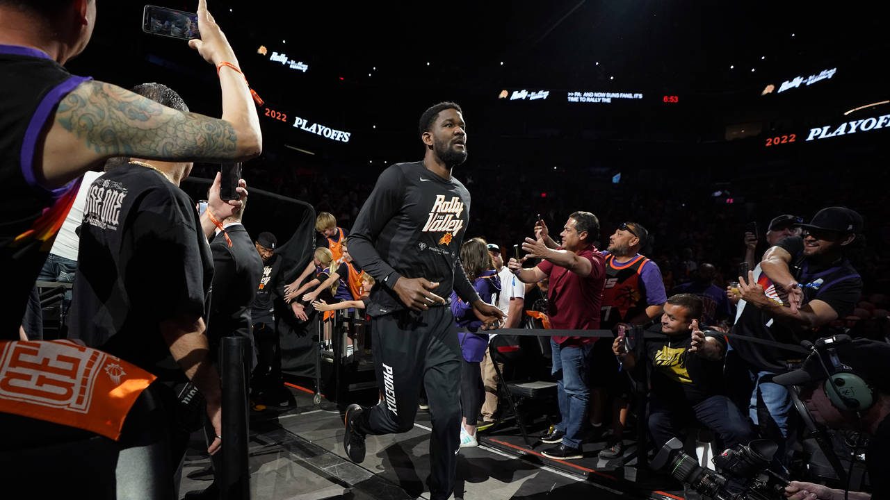 Phoenix Suns center Deandre Ayton takes the court prior to Game 5 of an NBA basketball first-round ...