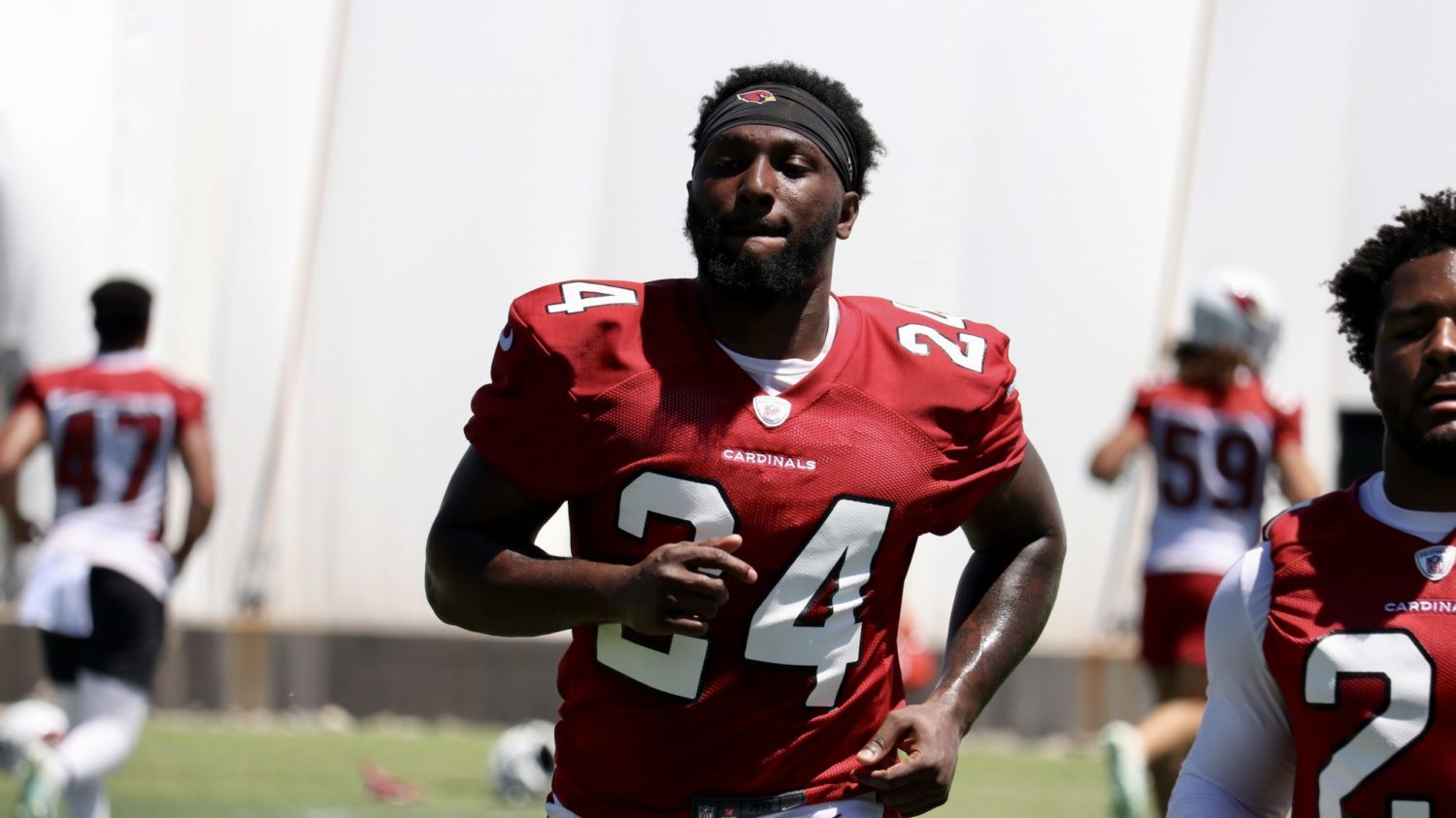 Arizona Cardinals RB Darrel Williams warms up ahead of OTAs on Monday, June 6, 2022, in Tempe. (Tyl...